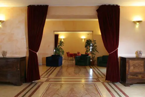 Palace Hotel San Michele in Monte Sant'Angelo — foto 18