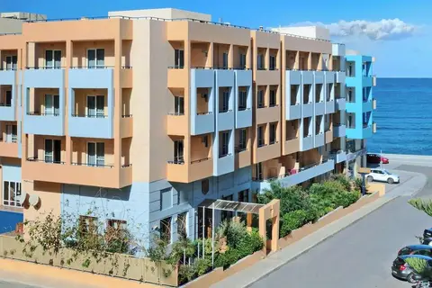 Lefkoniko Bay in Rethimnon — foto 9