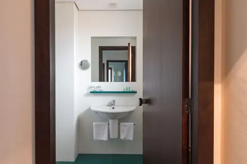 Hotel Empordá in Figueres — foto 21