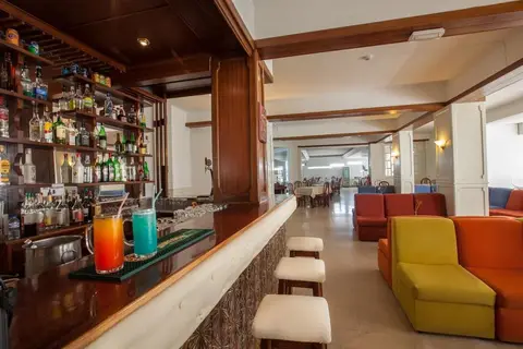 Atismar Hotel in Quarteira — foto 11