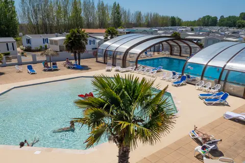 Camping Les Rouilleres in La Tranche-sur-Mer — foto 2