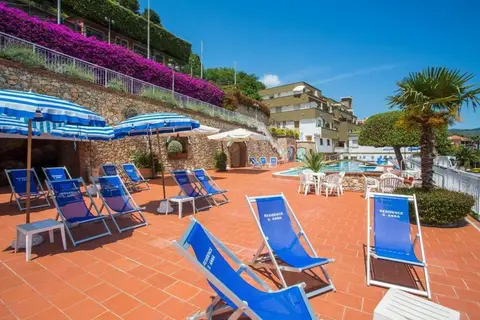 Appartementen Residence Sant'Anna in Pietra Ligure — foto 28