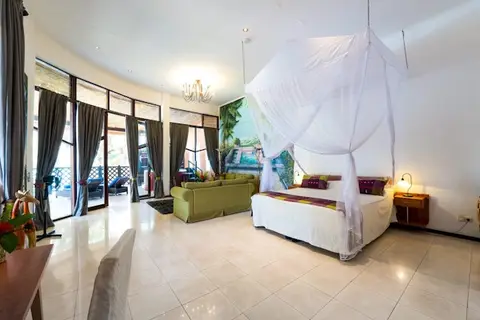 Ngala Lodge in Serrekunda — foto 17