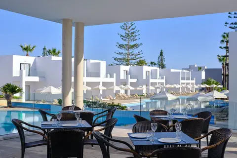 Atlantica Panthea Resort in Ayia Napa — foto 15