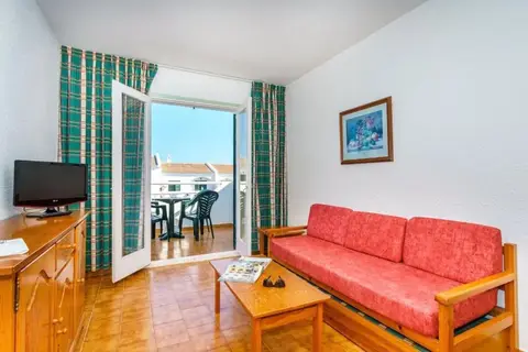 Hotel Apartamentos Playa Parc in Es Mercadal — foto 16