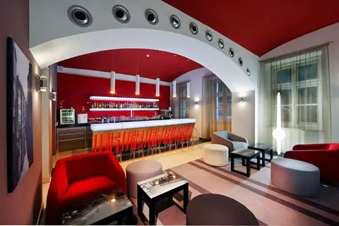 Red & Blue Design Hotel Prague in Praag, foto 4