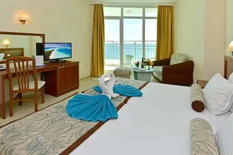 Hotel Berlin Golden Beach in Берлин — foto 2