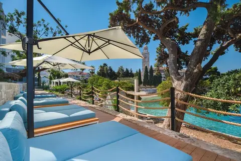Beach Bay Hvar Hotel in Hvar — foto 10
