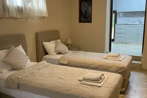 Kasteli Studios & Apartments in Panormos — foto 12