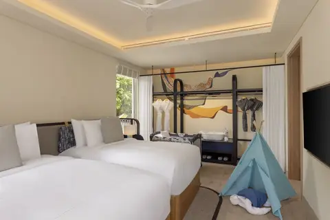 Avani+ Fares Maldives Resort in Fares Island, foto 28