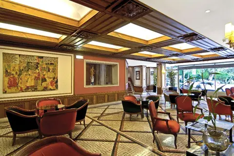 SANA Rex Hotel in Almada — foto 29