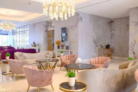 At Herbal Hotel in Παραλίμνι — foto 11