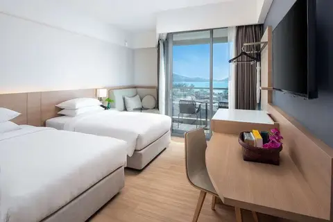 The Andaman Beach Hotel Phuket in ตำบลป่าตอง — foto 27