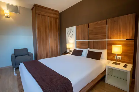 Hotel Golden Barcelona in Vallromanas — foto 30
