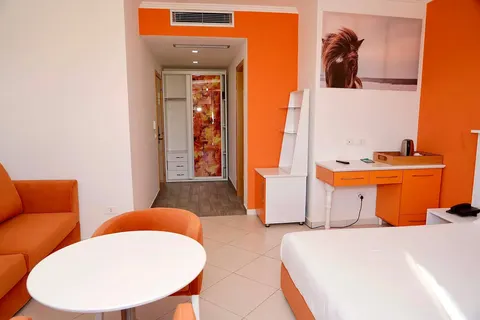 Hotel Monaco in Golem — foto 7