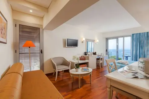 Tropical Hotel in Δήμος Αλίμου — foto 13
