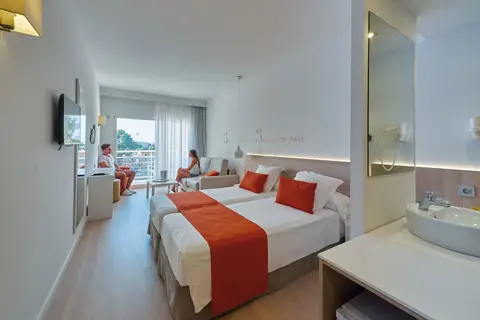 BQ Bulevar Peguera Hotel in Peguera — foto 4