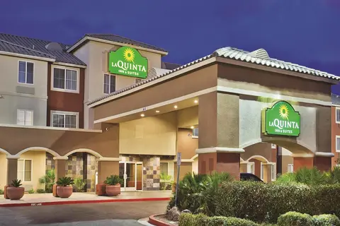 La Quinta Inn & Suites by Wyndham Las Vegas Red Rock in Las Vegas, foto 4