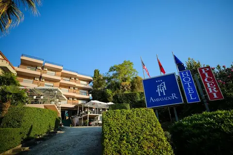 Hotel Ambasador in Vlorë — foto 9