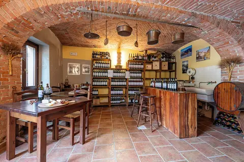 Agriturismo Cantina Bevione in Farigliano, foto 27