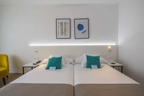 Dwo Sirius Hotel by Checkin in Santa Susanna — foto 17