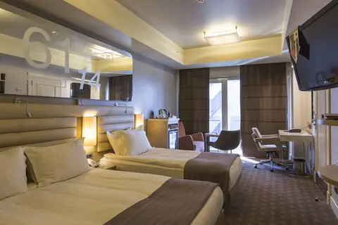 Ramada by Wyndham Istanbul Pera in Beyoğlu — foto 18