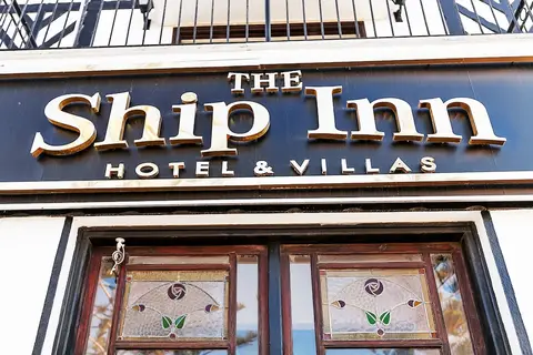 Ship Inn in Girne — foto 26