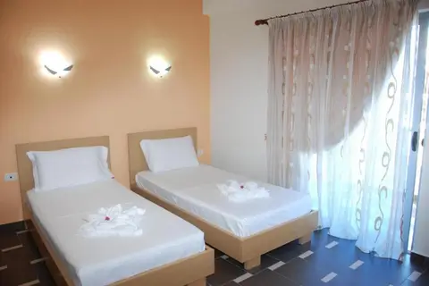 Arel Hotel Sarande in Saranda — foto 3