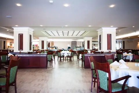 Hotel Lilia in СПА център Ривиера Бийч — foto 5