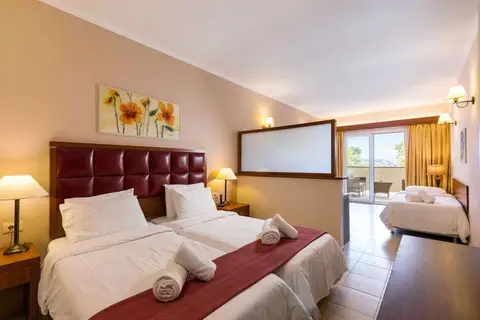 Ariti Grand Hotel in Korfoe — foto 7
