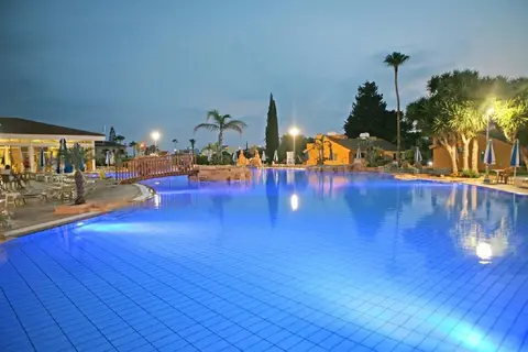 The Macronissos Holiday Village in Ayia Napa — foto 4