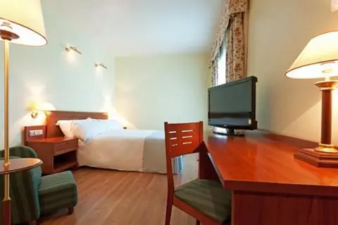 Hotel Zentral Gijón Rey Pelayo in Gijon — foto 2