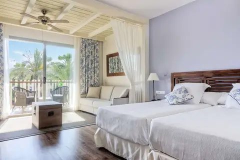 PortAventura Hotel Caribe in Salou — foto 23