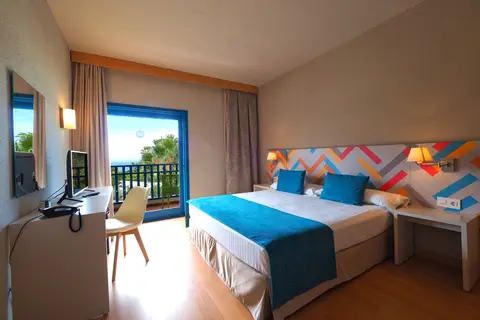 O7 Tenerife in Puerto De La Cruz — foto 7