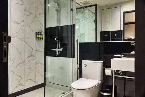Floral Court Hotel & Residence in Bangkok — foto 13