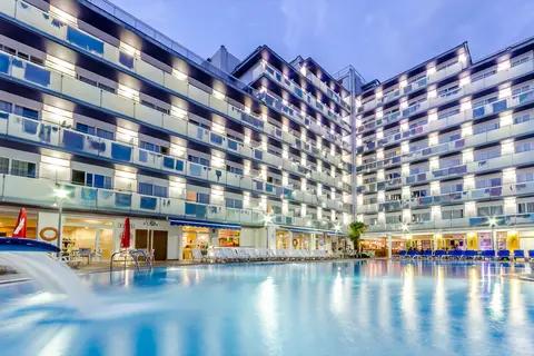Mar Blau Hotel in Calella