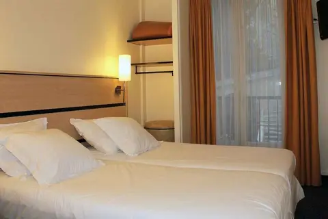 New Hotel Saint Lazare in Parijs