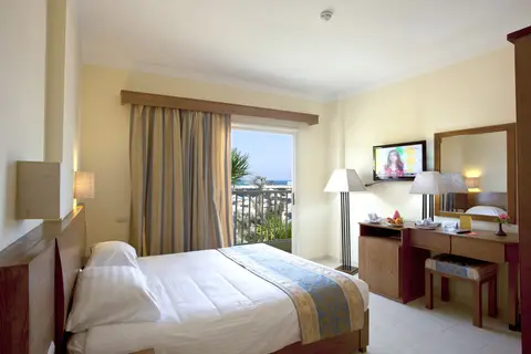 Royal Star Empire Beach Resort in Hurghada — foto 27