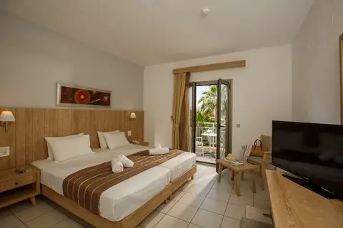 Stella Blue Seaside Resort in Analypsi — foto 3