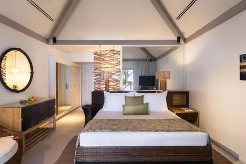 Taj Coral Reef Resort & Spa, Maldives in Nooraanee Shop, foto 6