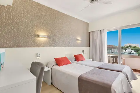 Metropolitan Playa JUKA Aparthotel in Palma — foto 7