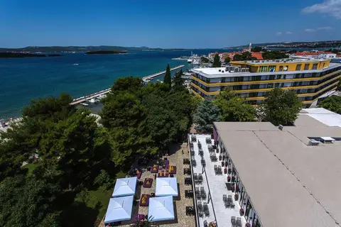 Hotel Adriatic in Biograd na Moru — foto 15