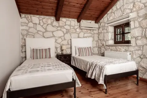 Boschetto Villas in Municipal Unit of Artemisia, foto 19