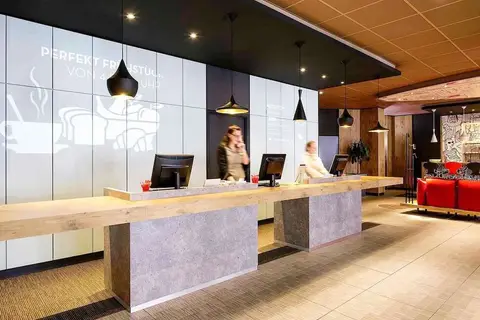Ibis Hamburg Alster Centrum in Hamburg — foto 7