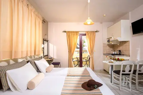 Bella Elena Apartments in Δημοτική Ενότητα Μαλίων — foto 2