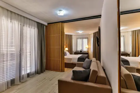 Villa Dvor Kornic in Budva — foto 4