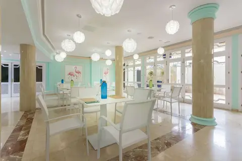 Klayman Olivina Aparthotel in Arona — foto 25