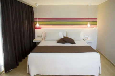 ALEGRIA Plaza Paris in Lloret de Mar — foto 6