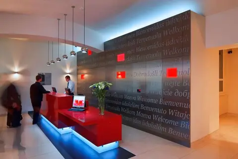 Red & Blue Design Hotel Prague in Praag, foto 7