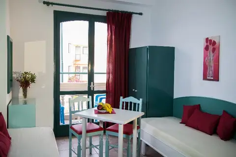 Theoni Apartment in Δημοτική Ενότητα Μαλίων — foto 8